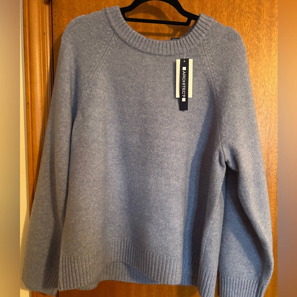 Architect Women's Scoopneck Sweater in Light Blue